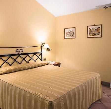 Hotel Bramante ローマ エクステリア 写真